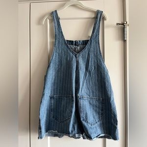 Madewell Pinyon Short Overalls in Pinstripe / MEDIUM / PINSTRIPE DENIM